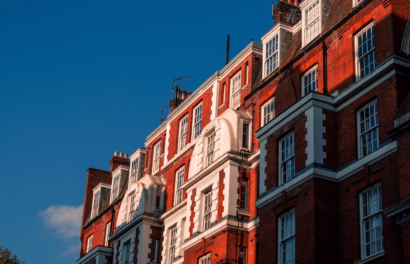 planning permission replacement windows London – specification detail
