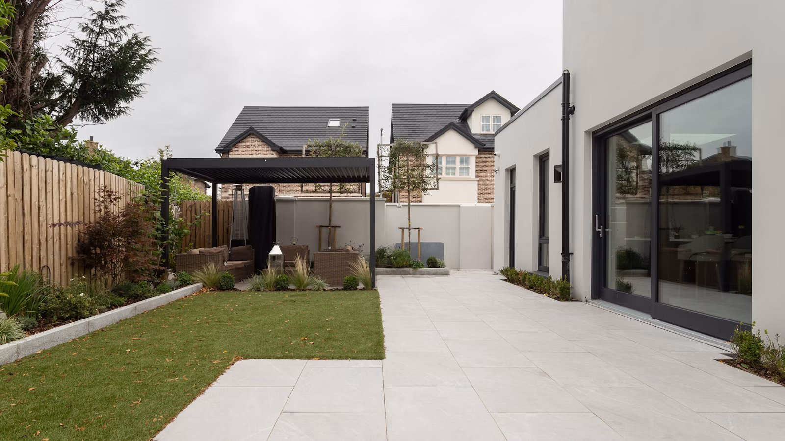 Bi-Fold Doors vs Sliding Doors: Choosing the Right Garden Opening