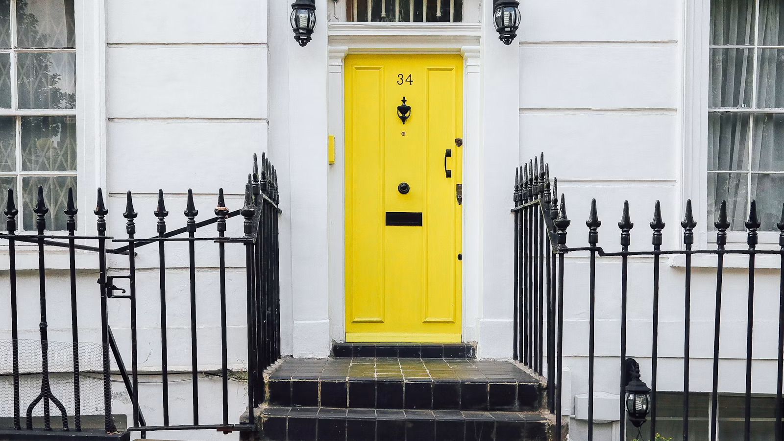 Energy-Efficient External Doors: What Stops Draughts and Heat Loss?