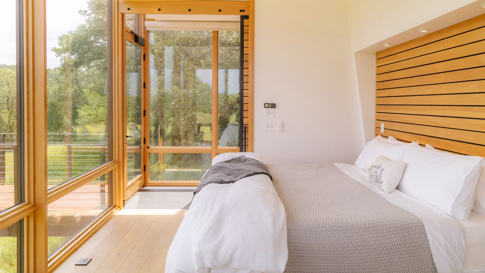 Tilt and Turn Windows: Where Their Two-Way Opening Really Helps